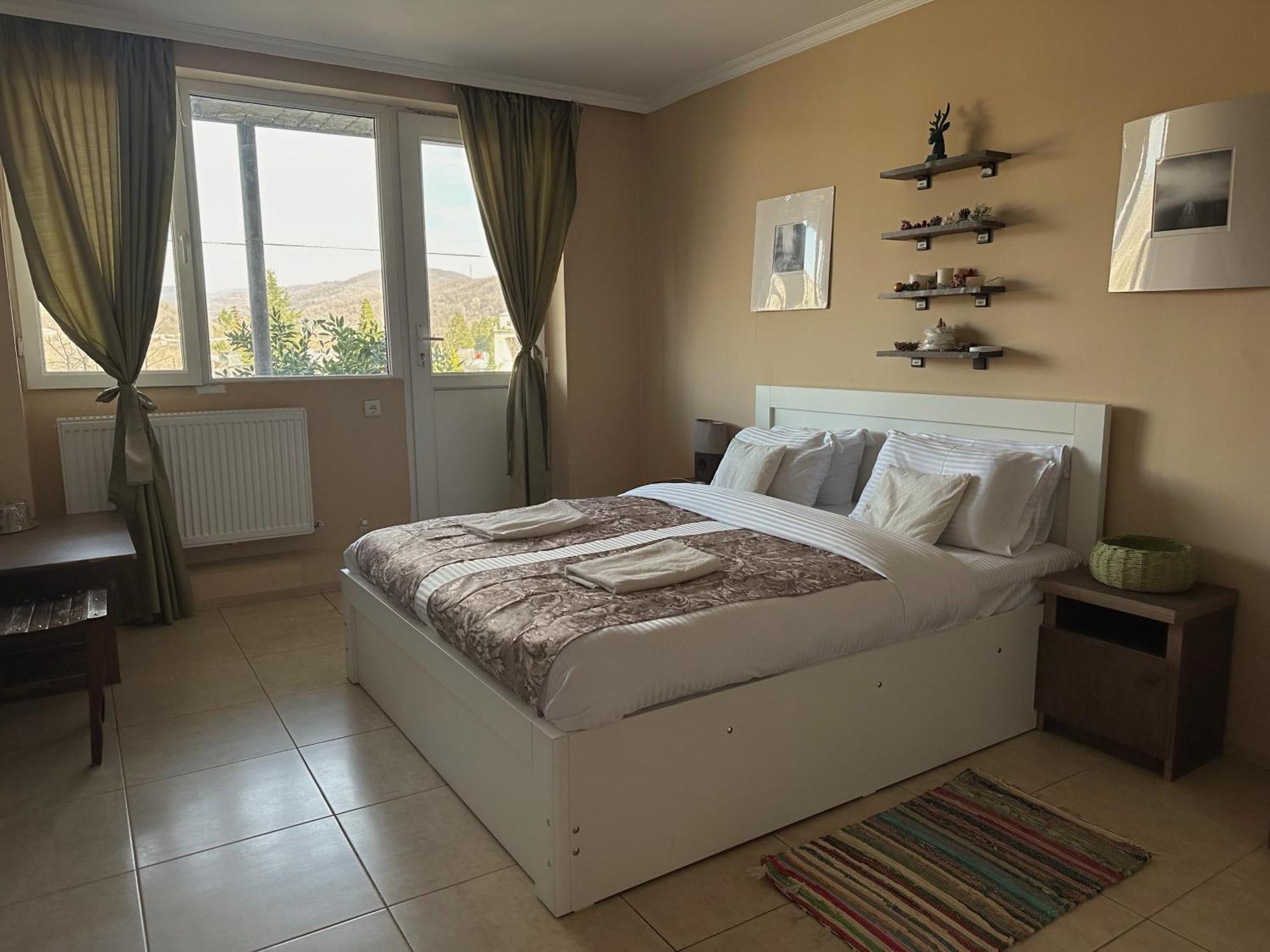 Hotel Aloft House Kutaisi Zewnętrze zdjęcie